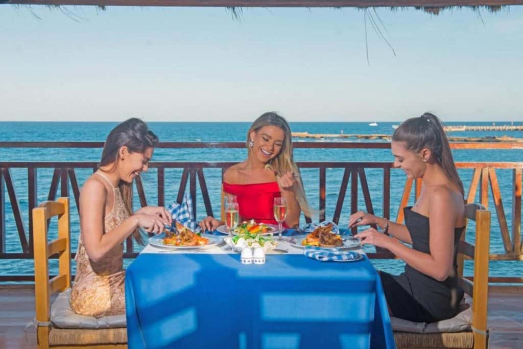 Seafront dining at Crystal Bay Beach Resort